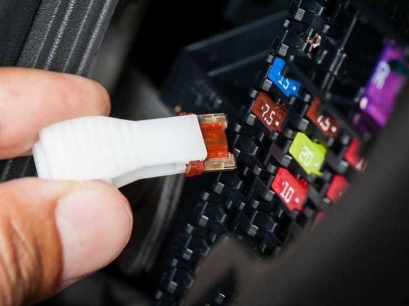 Hỏng/chập công tắc đèn