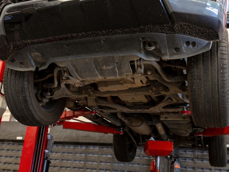 Kiểm tra toàn bộ hệ thống gầm xe