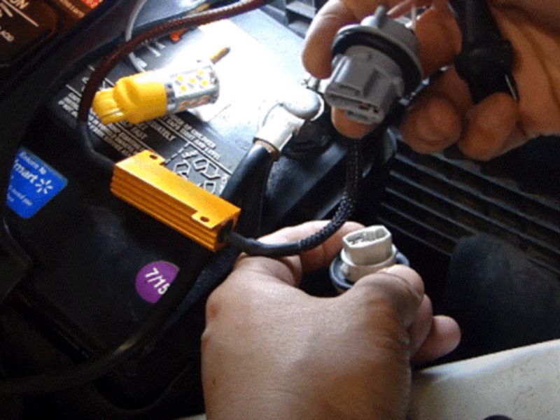 Nguy cơ cháy relay, nóng dây điện ô tô