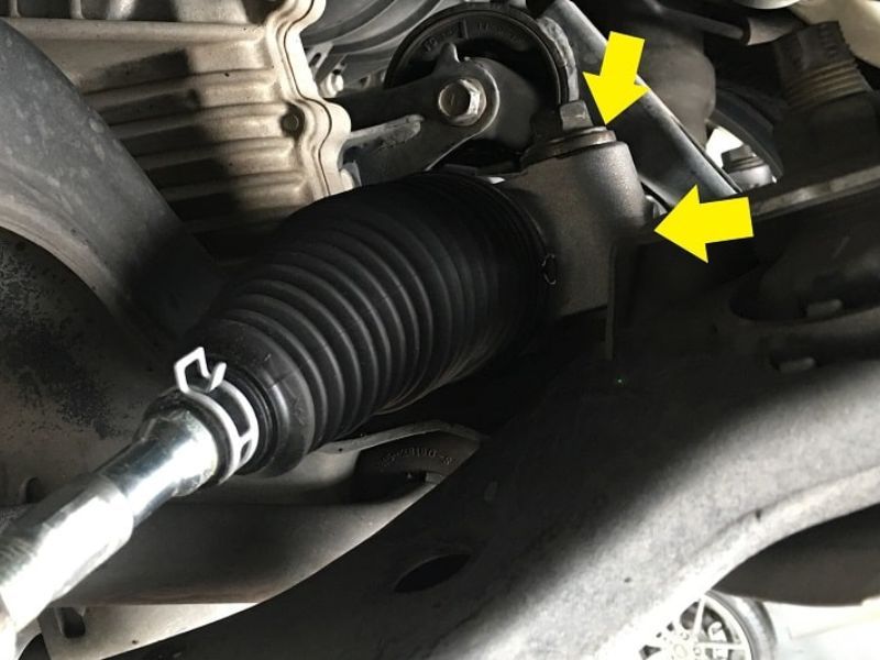 Thước lái bị mòn bánh răng hoặc lỏng bạc đạn