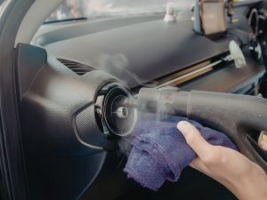 vệ sinh nội thất xe ô tô