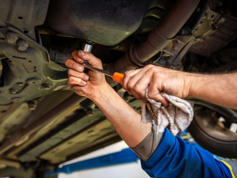 Cách phòng tránh chảy dầu cầu trước phụ