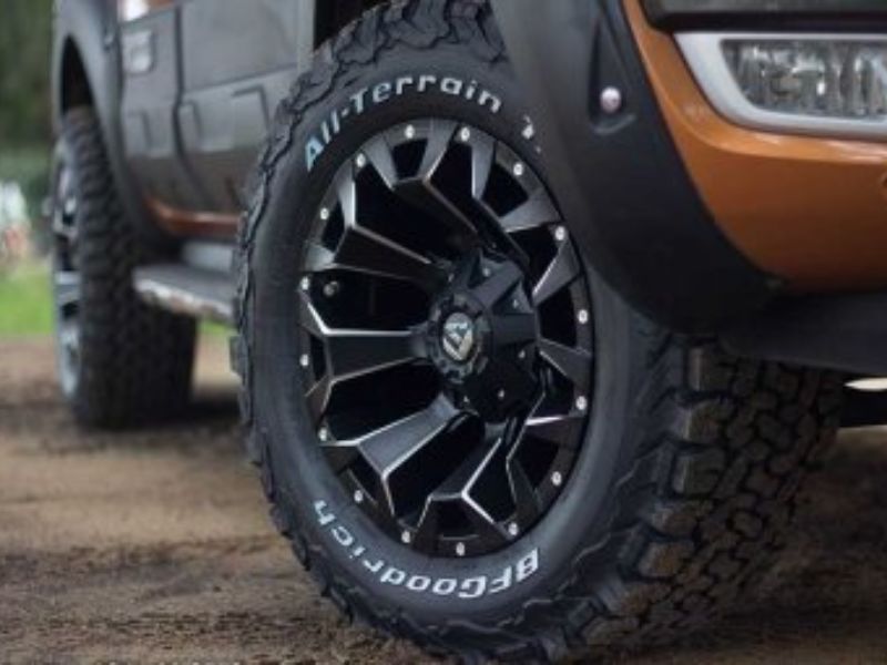 Đi tốc độ 60 70 có tiếng hú: Nguyên nhân và cách khắc phục 4 Do lốp xe ô tô