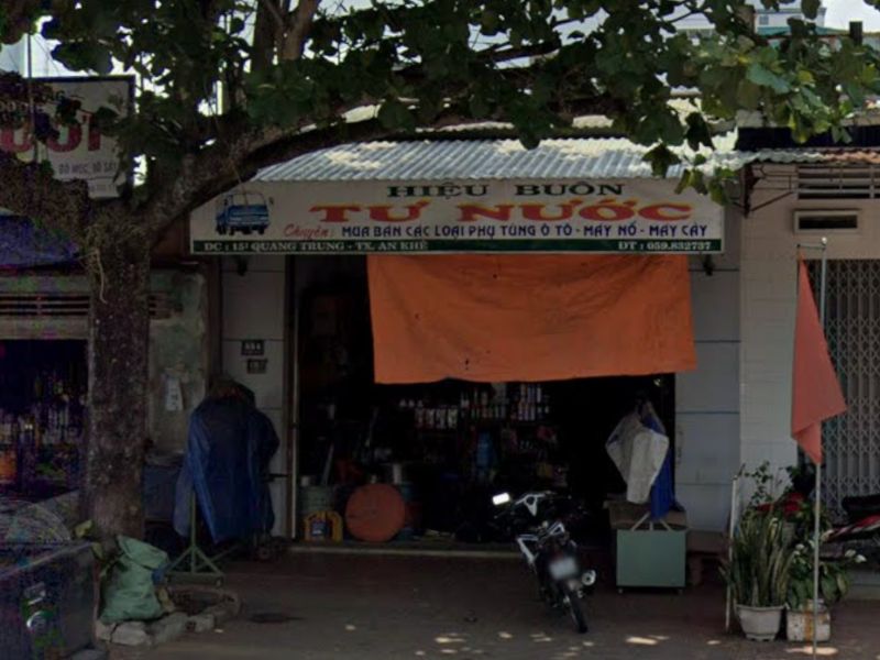 Cửa Hàng Phụ Tùng Ô Tô Tư Nước