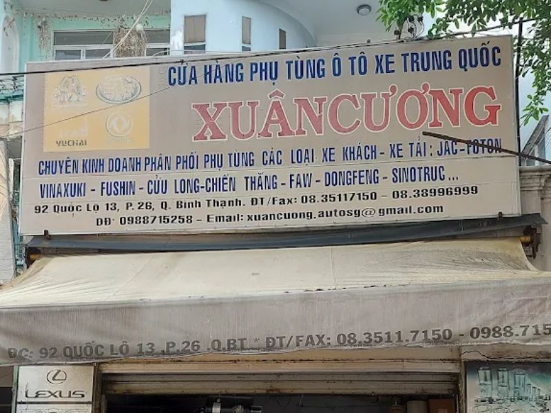 Cửa hàng phụ tùng ô tô Xuân Cương