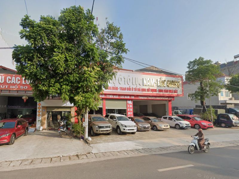 Tuân Thêm ô tô Lục Nam