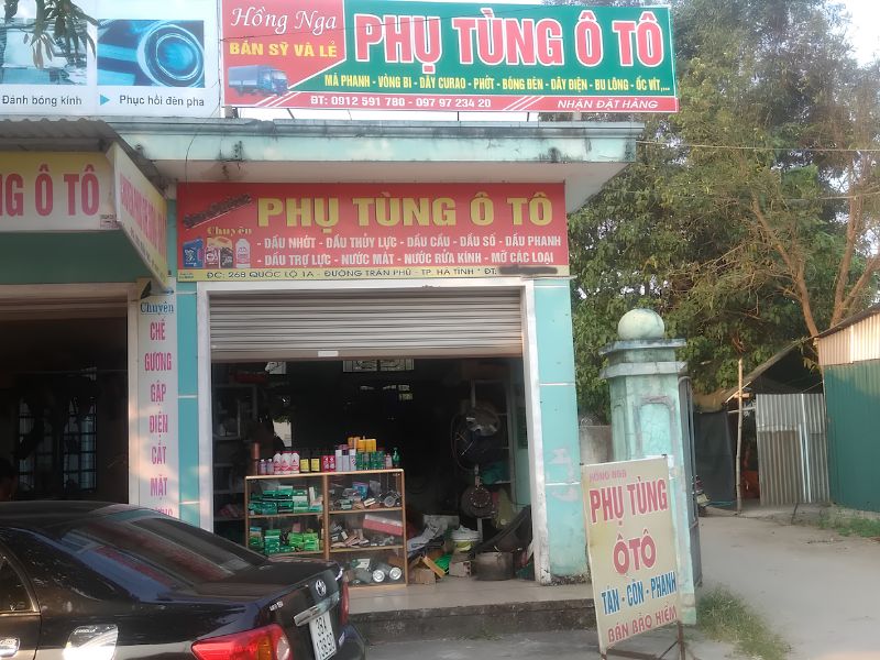 Cửa hàng phụ tùng ô tô Hồng Nga
