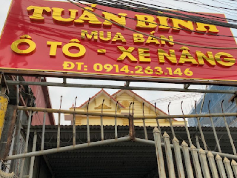 Cửa hàng phụ tùng ô tô Tuấn Bình