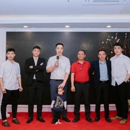 Bùi Thọ Anh làm kỹ thuật viên tại Porsche, Volkswagen